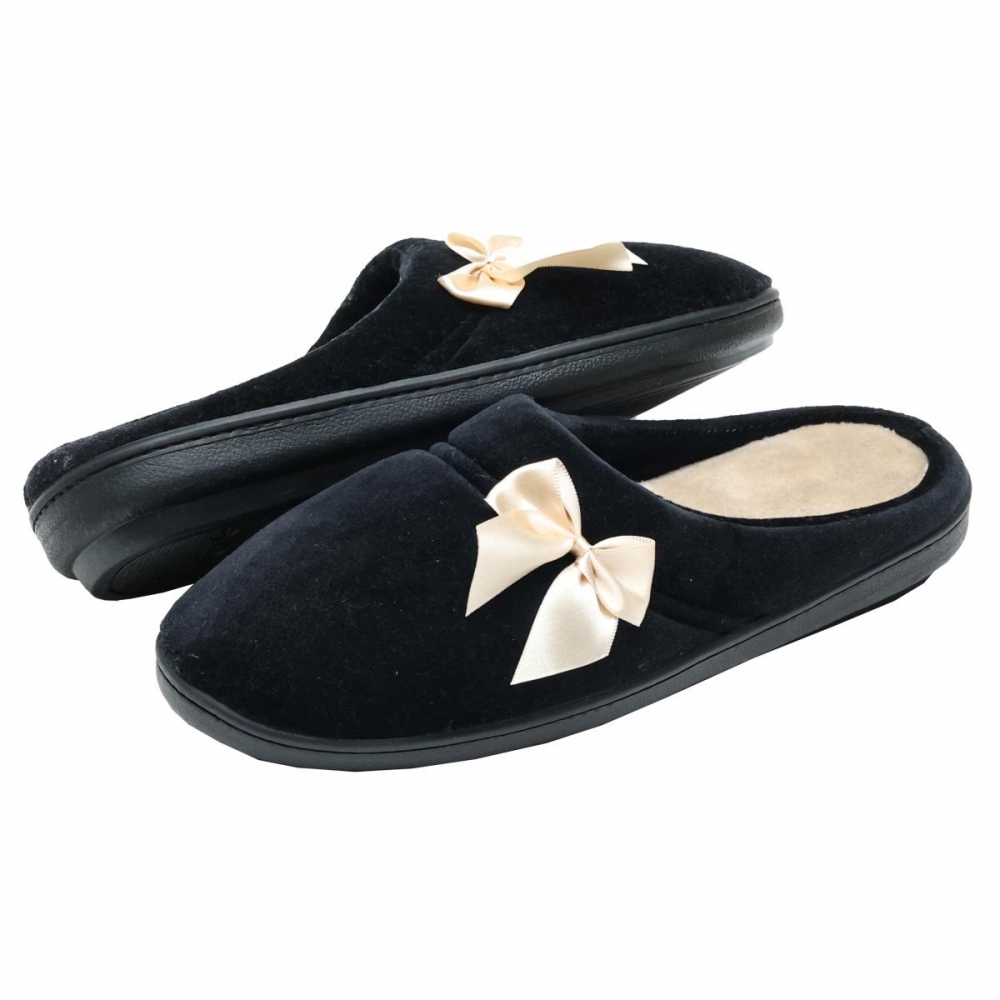 Pantufa Elegance Anatômica em Plush com Pelúcia - Preto