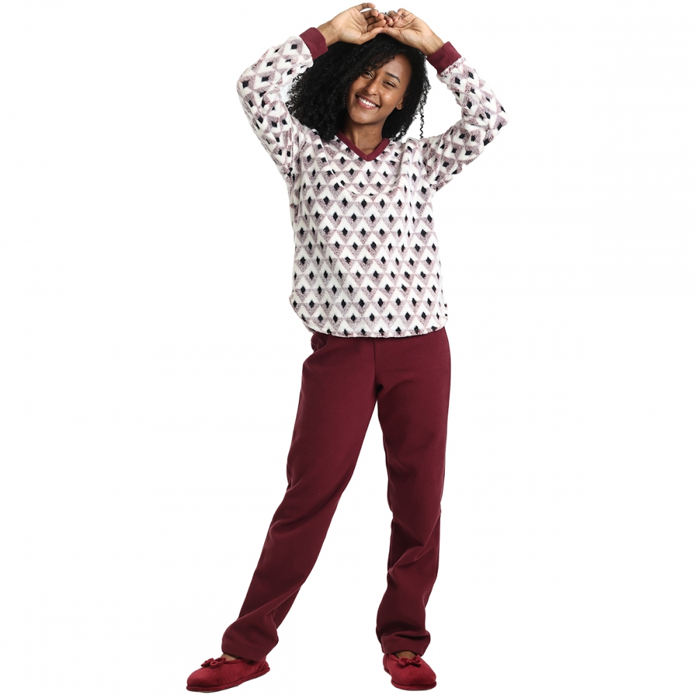 Pijama Gola V em Pelúcia Estampada com Microsoft