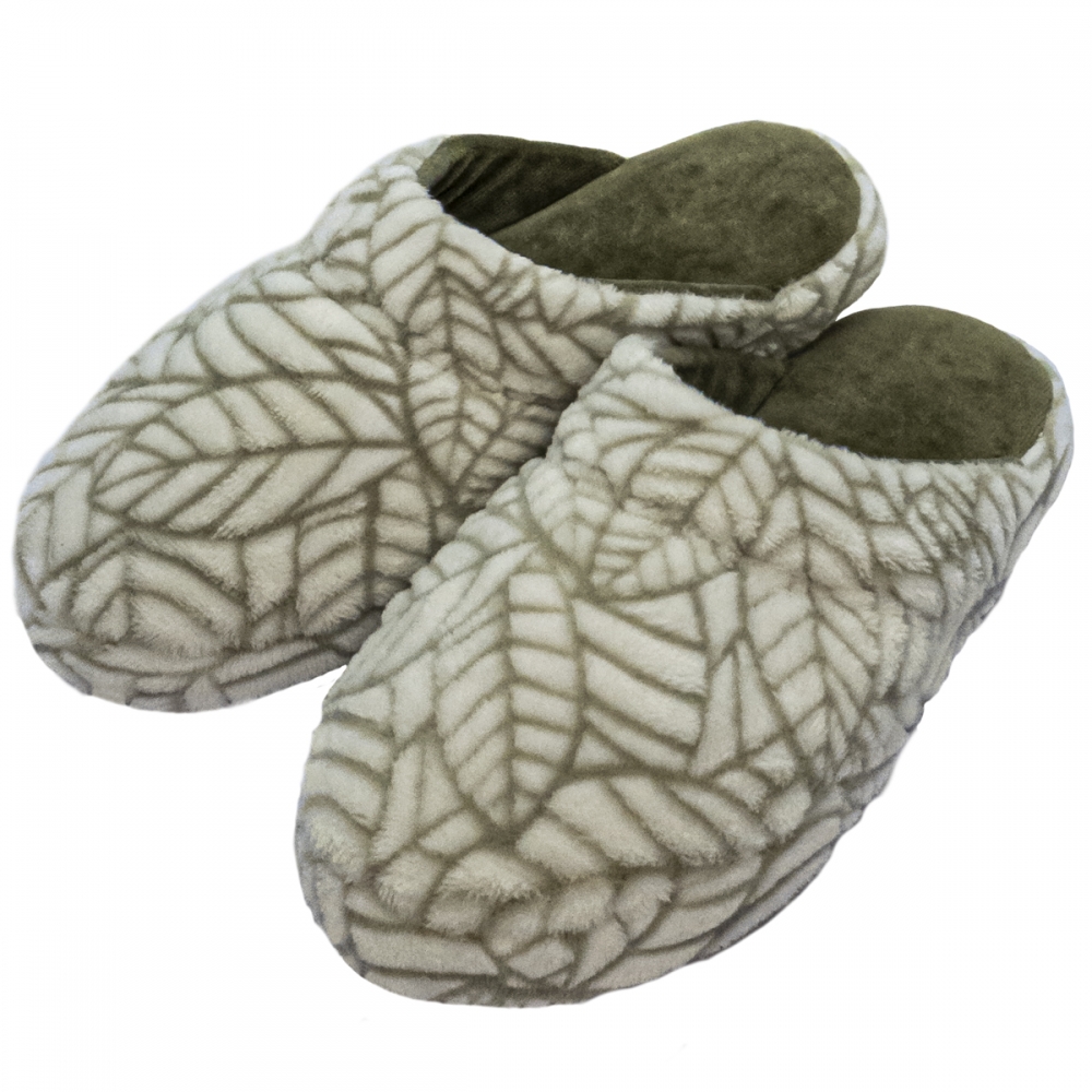 Pantufa Comfort em Plush com Pelúcia Detalhada