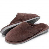 Pantufa em Plush com Solado de EVA Anatômico - Marrom
