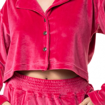 Conjunto casual em Plush com Abertura em Botão