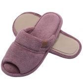 Pantufa Atoalhada Aberta: Conforto Flexível para Seus Pés - Amora